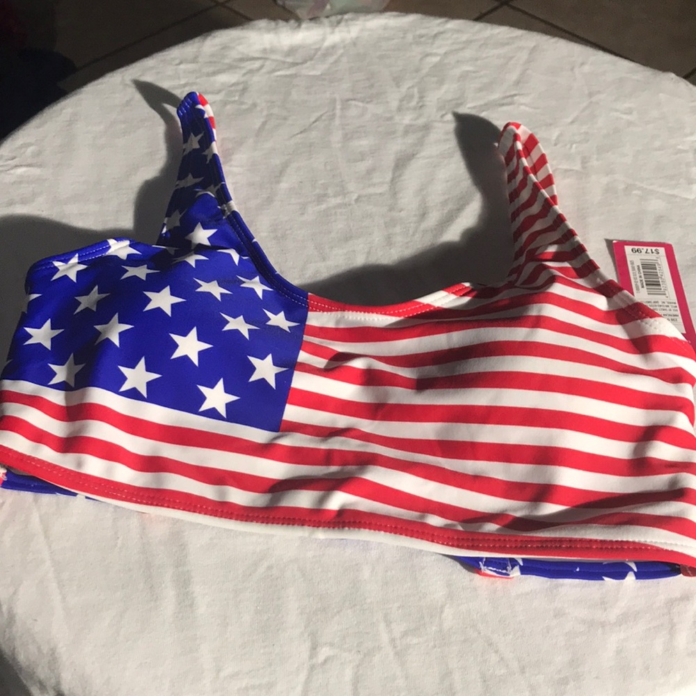 NWT bando size small. FAST SHIPPING